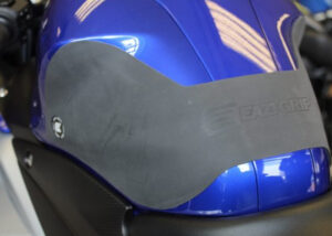 Eazi-Grip Yamaha R3 2014-2018 Wrap Around Tank Grip